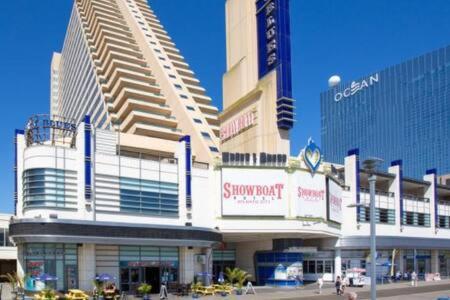 2Br 3Ba Ocean Front Condo On The Boardwalk Cozysuites Atlantic City Buitenkant foto