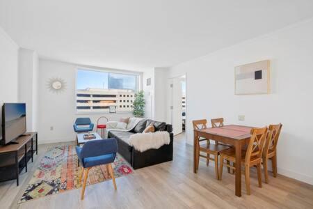 2Br 3Ba Ocean Front Condo On The Boardwalk Cozysuites Atlantic City Buitenkant foto